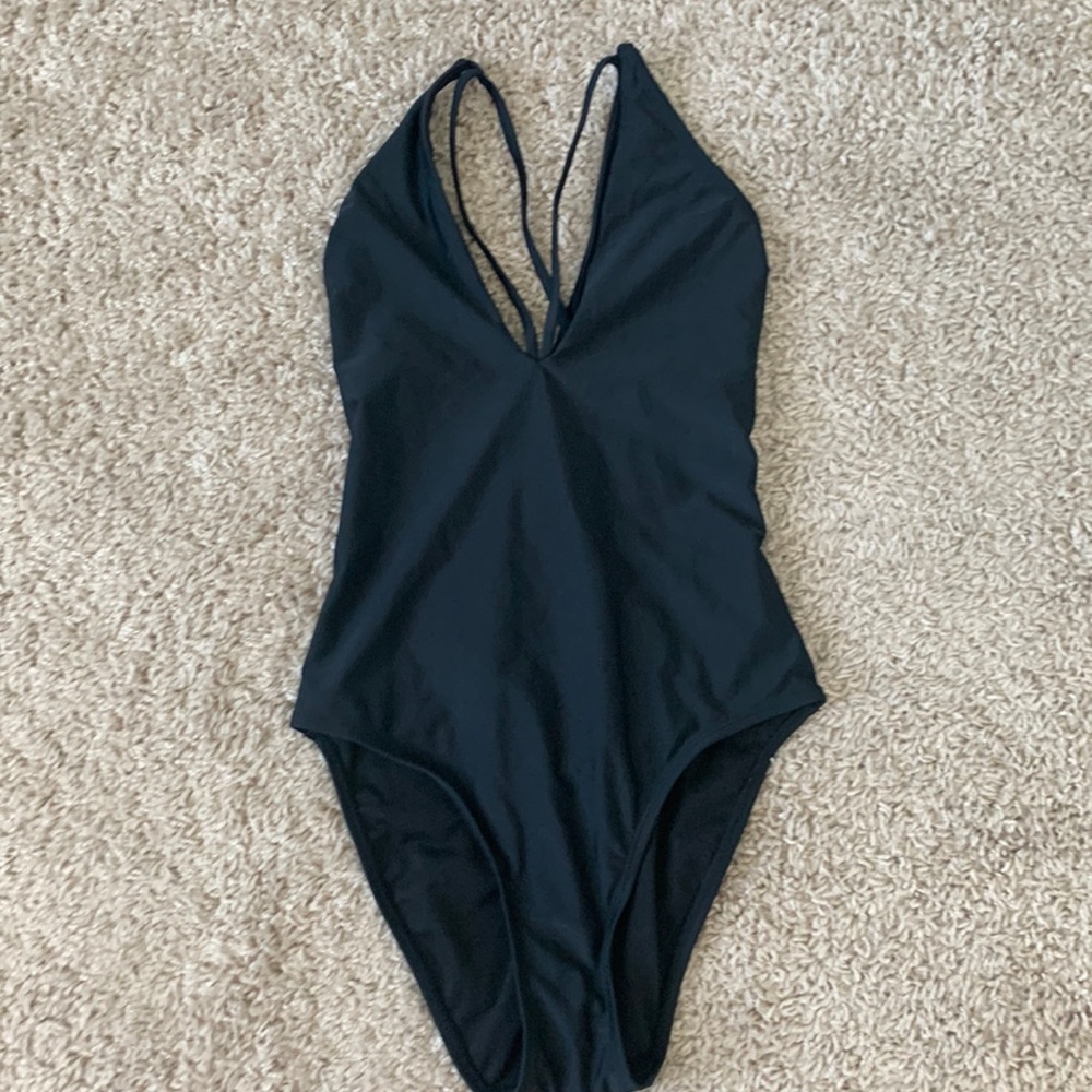 Xhilaration Plunging Neckline Strappy Tie Back One Piece Swimsuit size S